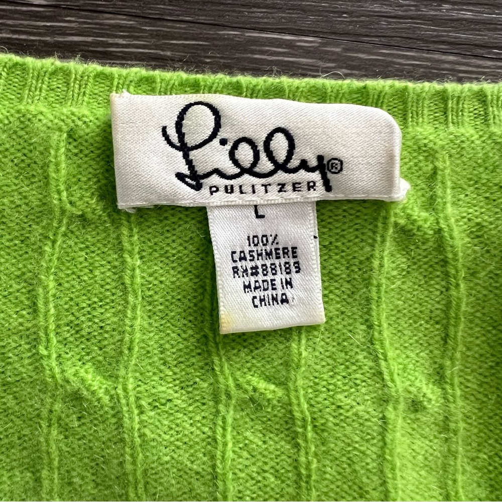 Lilly Pulitzer 100% Cashmere V-Neck Sweater - Picture 3 of 5